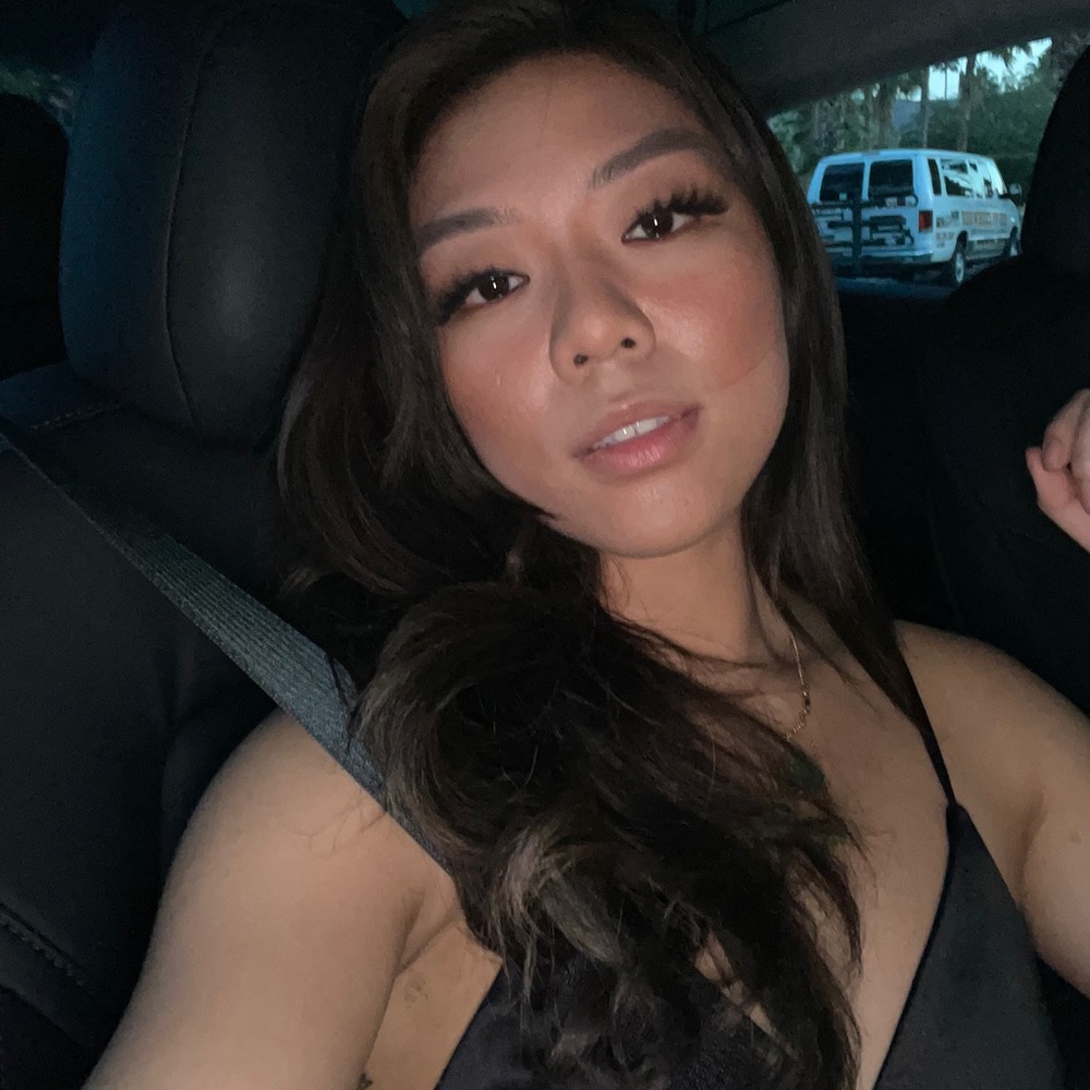 meet your posher , chopstiiix ( or Sky ) 🥢